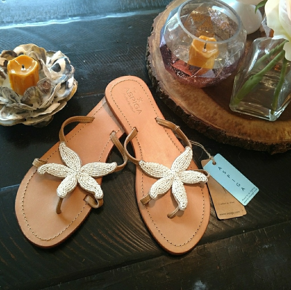 NWT Aspiga Starfish Sandals